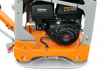 Виброплита реверсивная GROST MVH-240 (Loncin, масса 240кг)